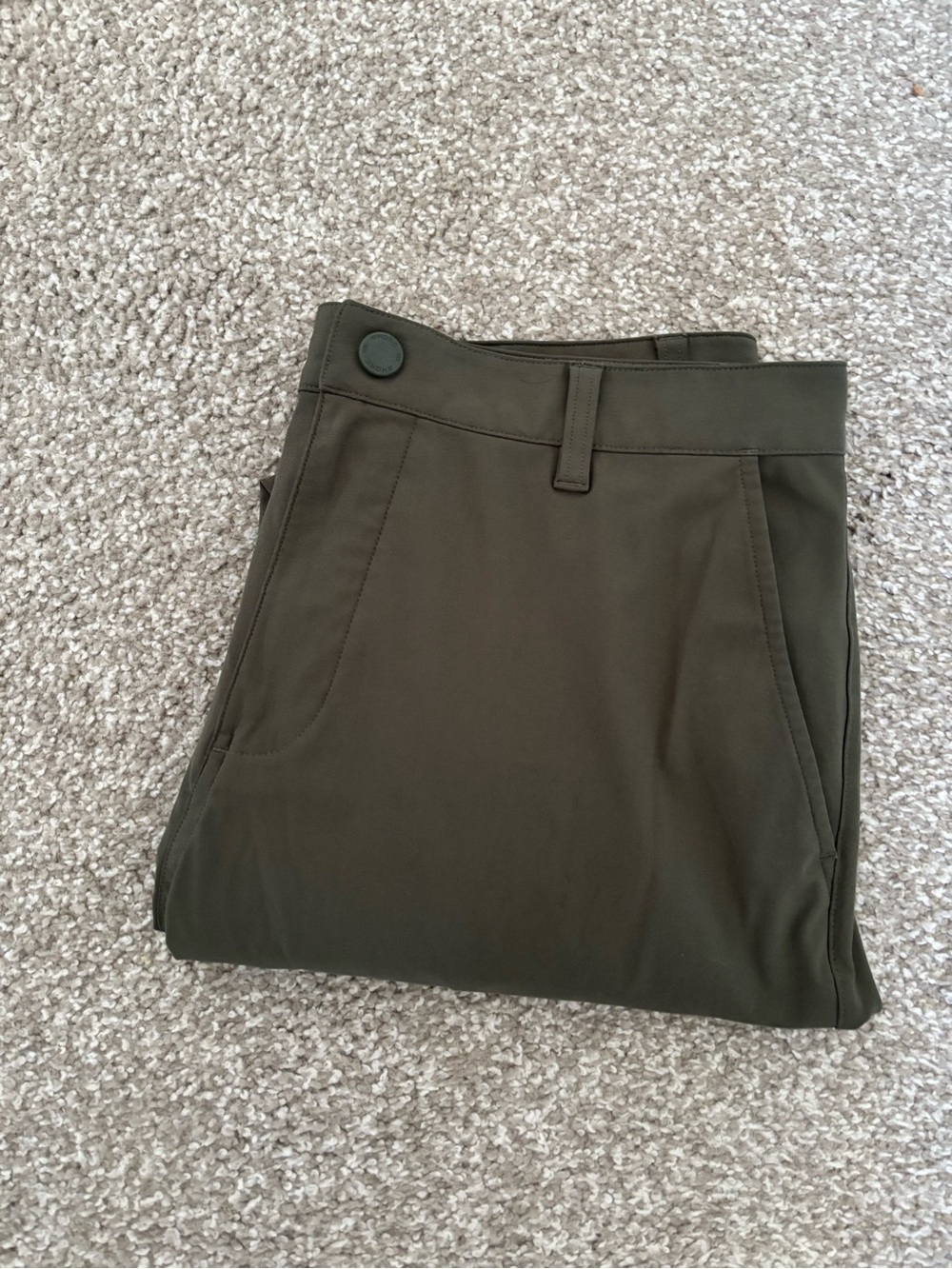 Rhône Slim Commuter Pant in Olive Green 32x28